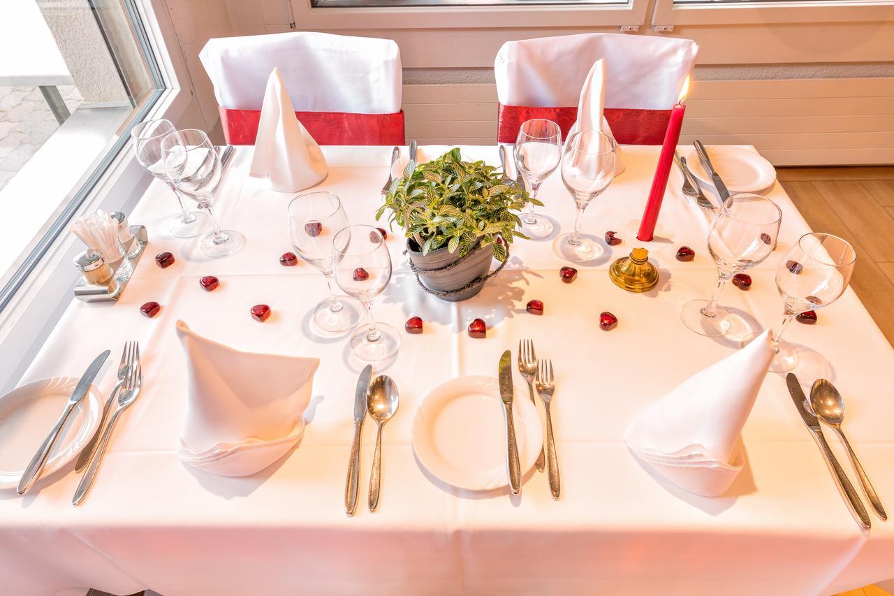 Hotel Restaurant Moeve *